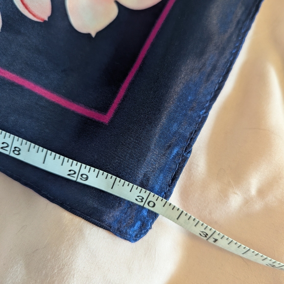 Colorful Patterned Scarves Collection - Picture 3 of 16